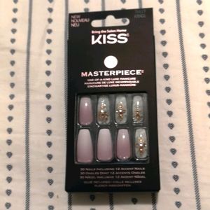 Kiss masterpiece nails new